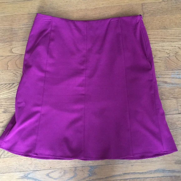 Woman’s A-line wine skirt New York & Co size 12 - Picture 1 of 4